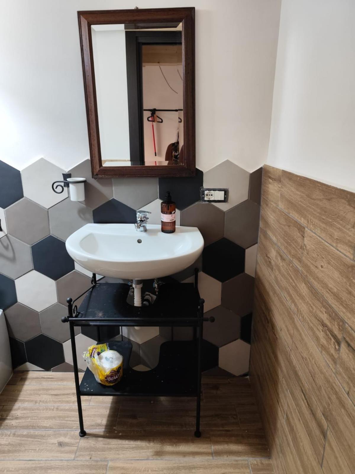Vicolo Stretto Hotel Scafati Bagian luar foto