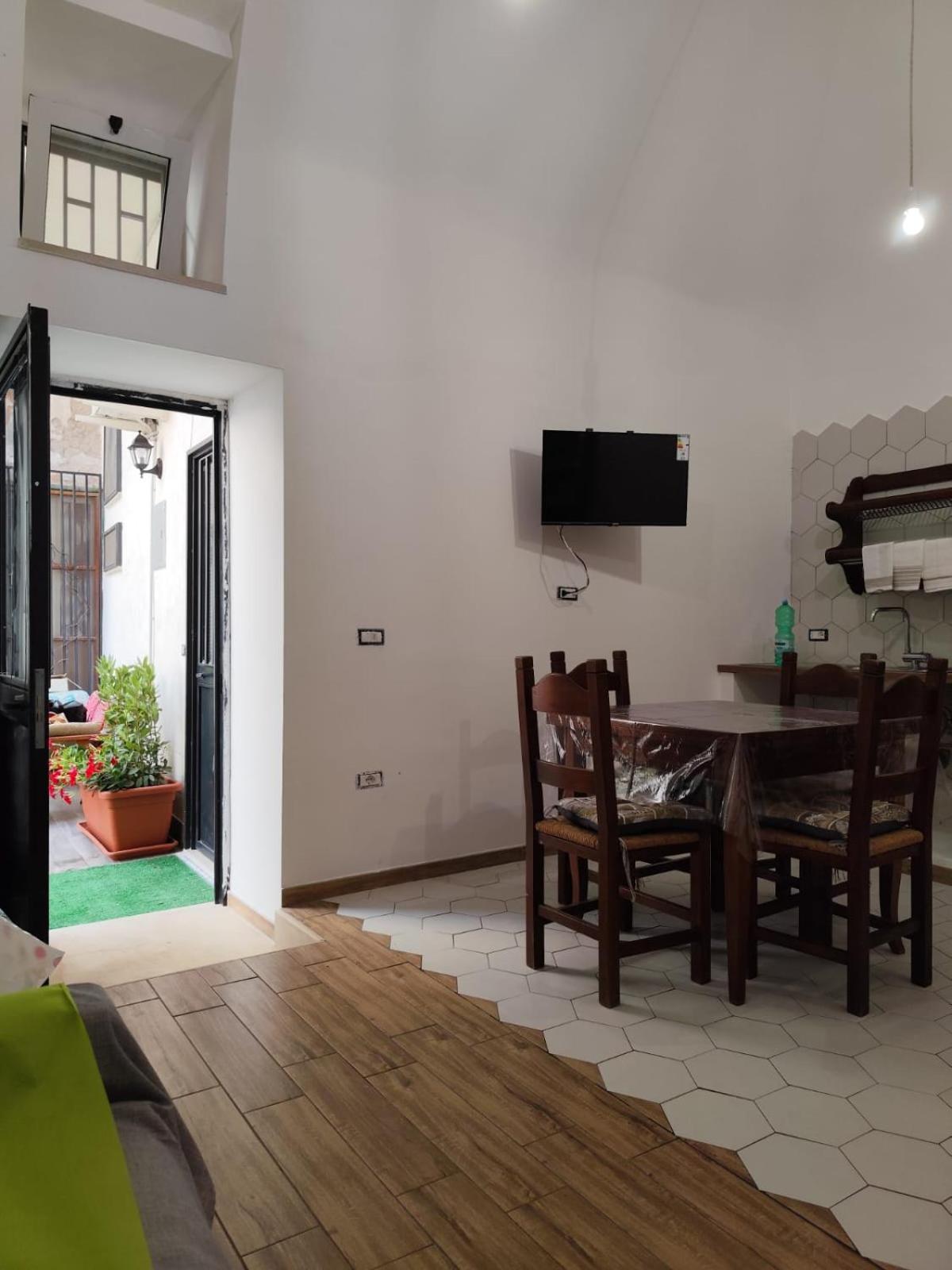 Vicolo Stretto Hotel Scafati Bagian luar foto